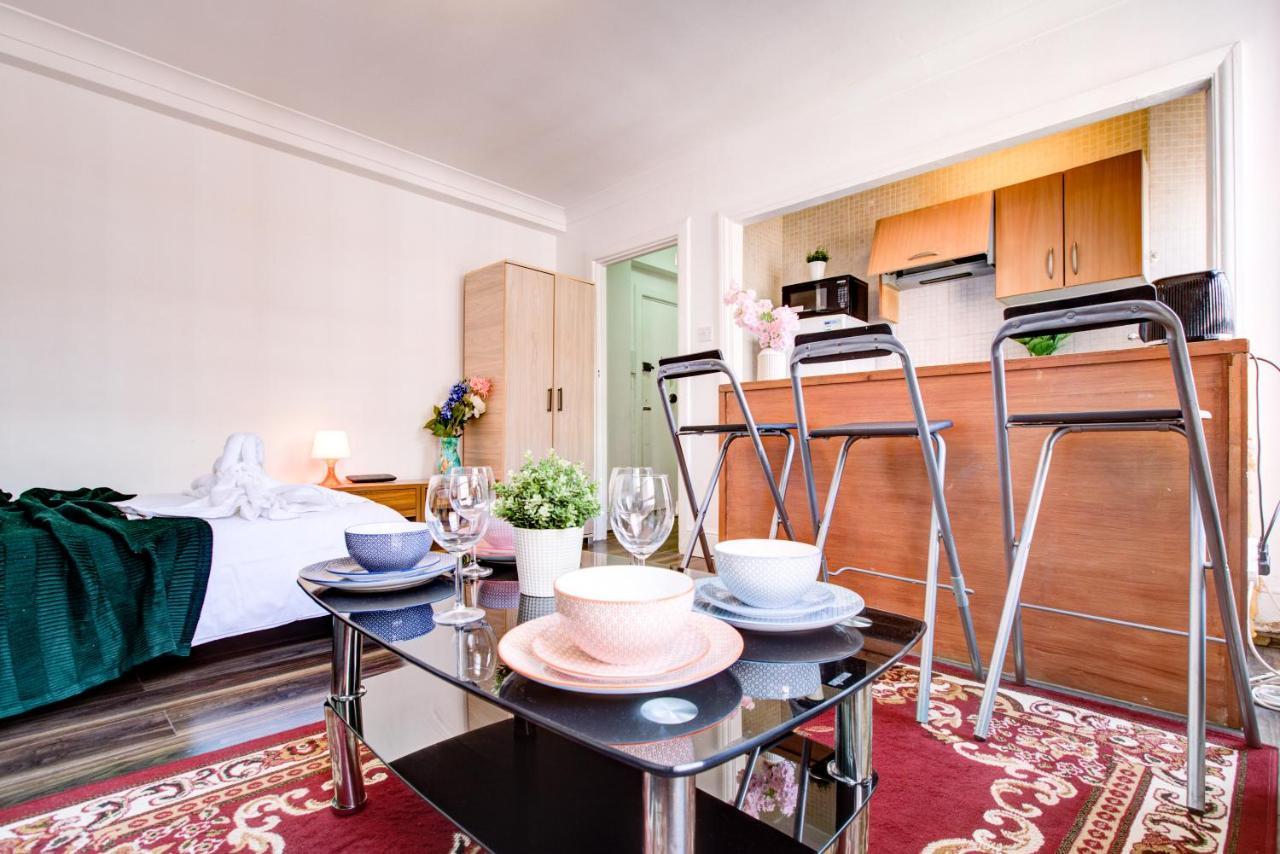 Cozy Studio In Central London Apartment Екстериор снимка